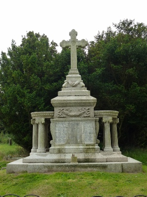 Memorial in Kessingland chuchyard.