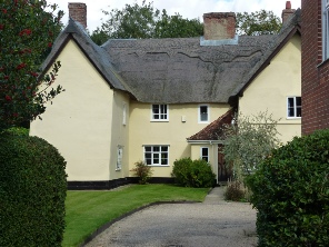 Thatched house in Dennington.