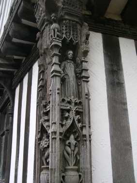 Carving on Tudor building in Eye
