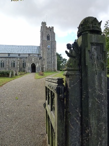 Gateway to Dennington churchyard