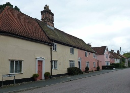 Houses in Mendlesham